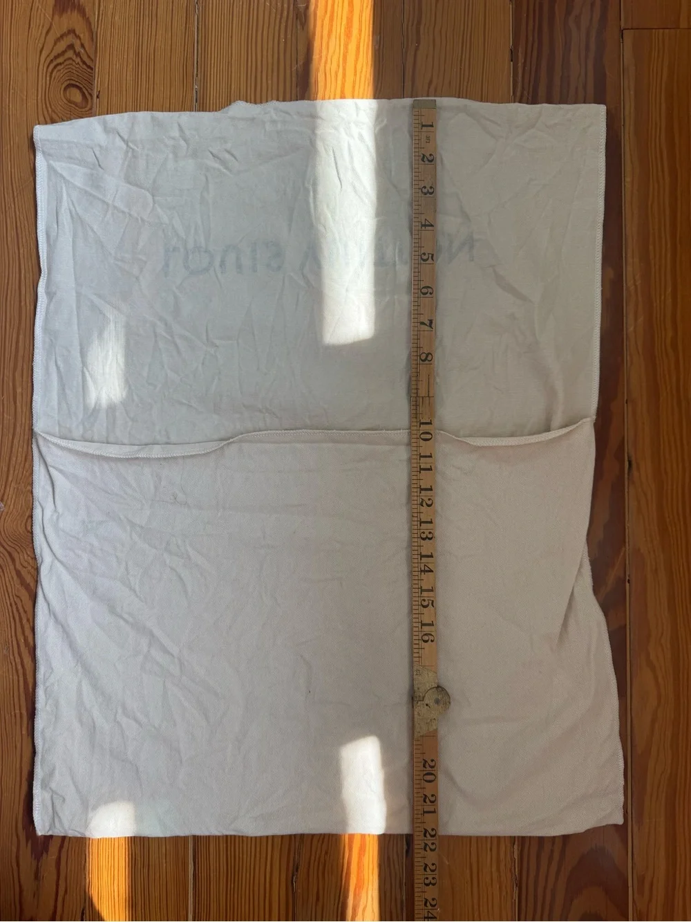 Louis Vuitton Cream Dust Bag with Navy Logo Print